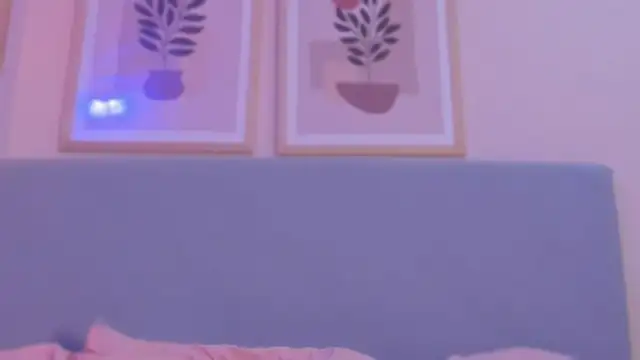 KiimJoi online show from November 5, 1:27 pm