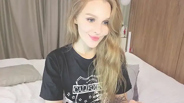 Brigitte Bardot online show from September 26, 6:55 am