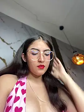 Snapshot of Gaby-Herrera chatting on September 23, 8:29 pm Gaby-Herrera online show from September 23, 8:29 pm