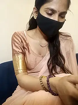 TheSassyGirl7 online show from January 14, 6:57 pm