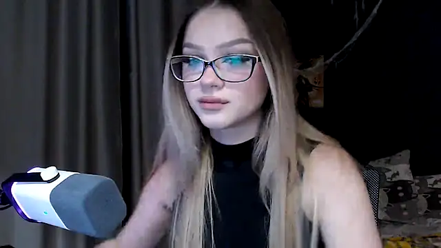 VelvetRush  online show from November 9, 12:56 pm