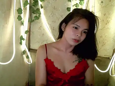 kera metina online show from April 9, 1:49 pm