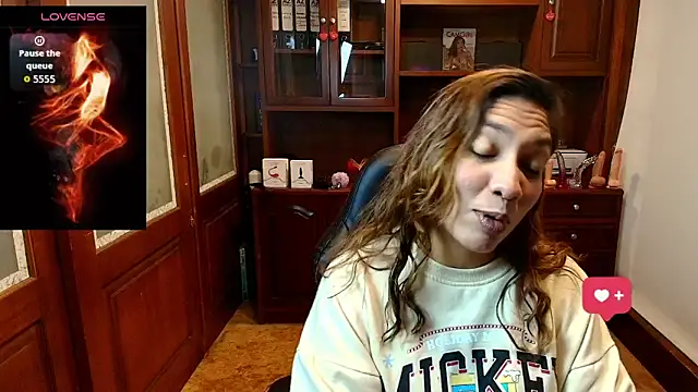 SexyRachel  online show from December 21, 12:20 pm