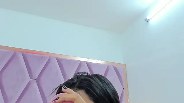 MaskedGirl  online show from October 16, 11:35 am