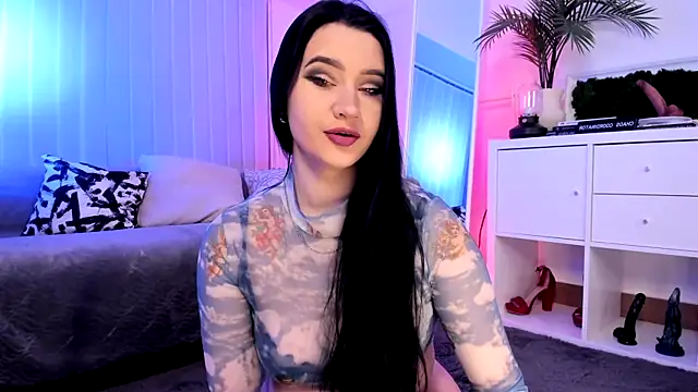 Mary Lori online show from December 4, 7:21 am