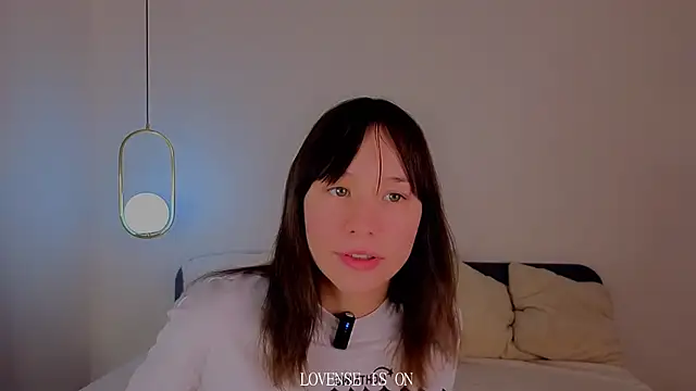 BritniBers online show from November 27, 1:52 am