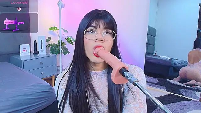 Slenna Moon online show from March 20, 11:53 pm