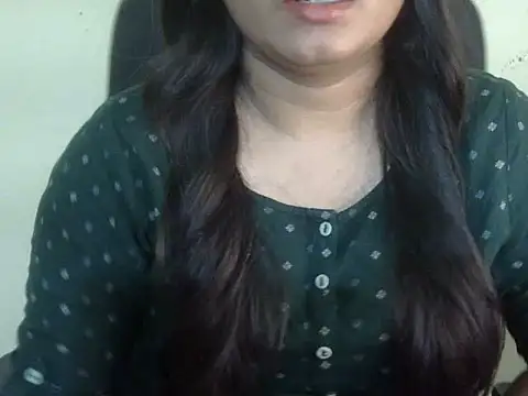 Aanya Hazel online show from October 31, 1:59 pm