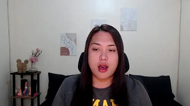 SofiaMckinley69 online show from September 10, 8:25 am