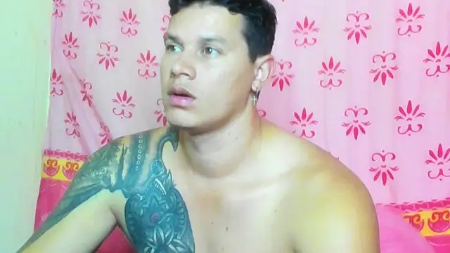 Snapshot of EclipseandFlame chatting on October 28, 2:34 pm EclipseandFlame online show from October 28, 2:34 pm