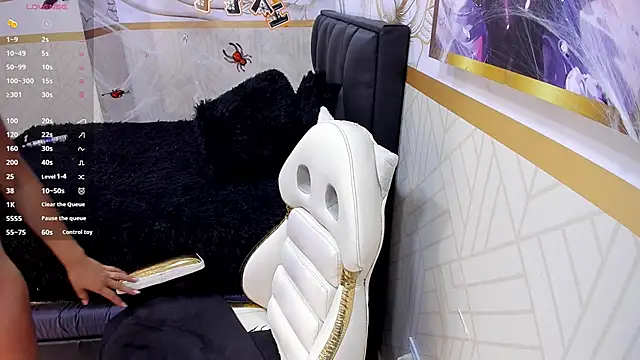miaskinny20 online show from October 20, 7:28 pm