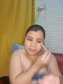 hotlyn45 online show from February 15, 1:32 pm