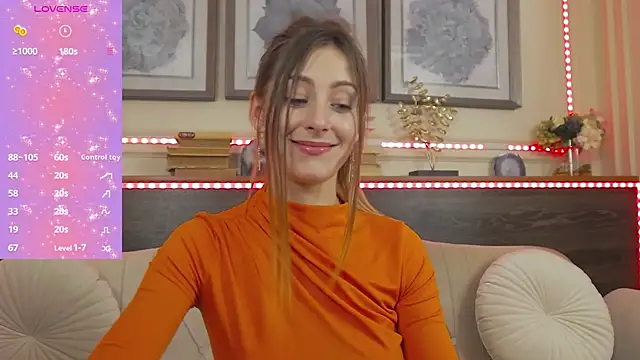 MuseDollX online show from November 19, 7:58 pm