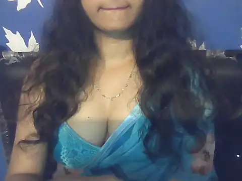 SoftButDeadly0 online show from December 4, 6:41 pm