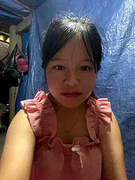 Snapshot of O_o_UwU_o_O chatting on September 12, 6:03 am O o UwU o O online show from September 12, 6:03 am