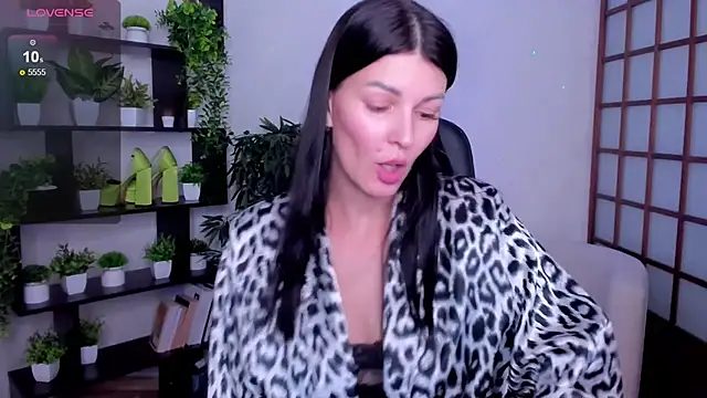 O1d Lady online show from October 11, 9:03 am