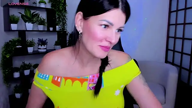 O1d Lady online show from October 6, 8:42 am