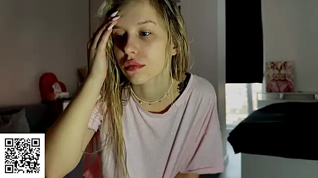 ElysiaXo online show from November 26, 5:19 am