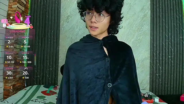Snapshot of mich_marin_ chatting on September 19, 11:42 am mich marin online show from September 19, 11:42 am
