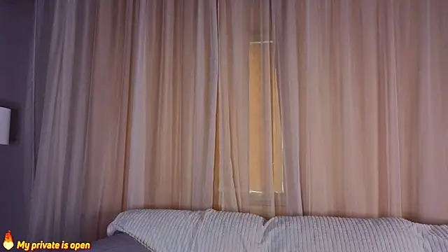 AntonelaAmeli online show from May 16, 1:52 am
