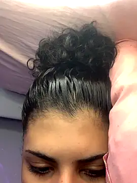 luluzinhax online show from October 20, 5:21 am