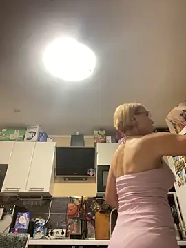VasylynaLove421 online show from September 13, 7:33 pm