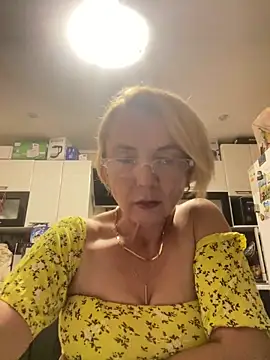 VasylynaLove421 online show from September 16, 7:44 pm