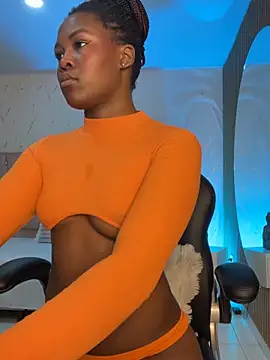 eliza eup online show from June 21, 7:29 pm