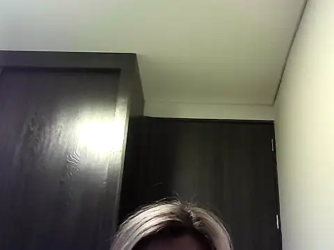 Snapshot of Valery__Rouse_ chatting on October 5, 9:53 pm Valery Rouse online show from October 5, 9:53 pm