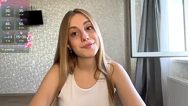 DreamyOlivia online show from September 22, 12:47 pm