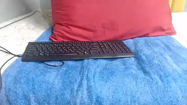 MissP11 online show from January 18, 8:27 pm