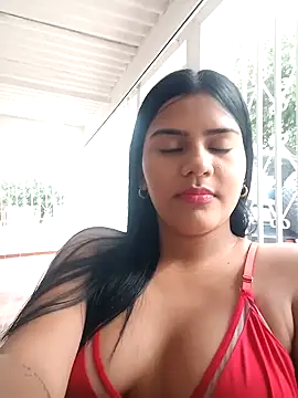 Snapshot of daringxxxhot chatting on September 18, 1:20 pm daringxxxhot online show from September 18, 1:20 pm