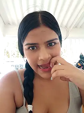 Snapshot of daringxxxhot chatting on October 14, 7:05 pm daringxxxhot online show from October 14, 7:05 pm