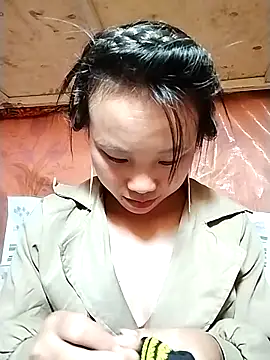 Snapshot of liu-liusexy chatting on October 2, 9:25 am liu-liusexy online show from October 2, 9:25 am