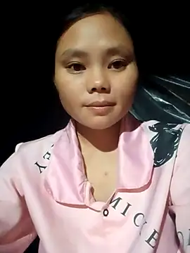 Snapshot of omiu-baby chatting on October 7, 12:20 pm omiu-baby online show from October 7, 12:20 pm