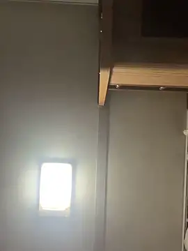 adventuresinsky online show from December 5, 11:44 am