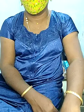 Snapshot of umashreetamil chatting on September 12, 3:19 pm umashreetamil online show from September 12, 3:19 pm