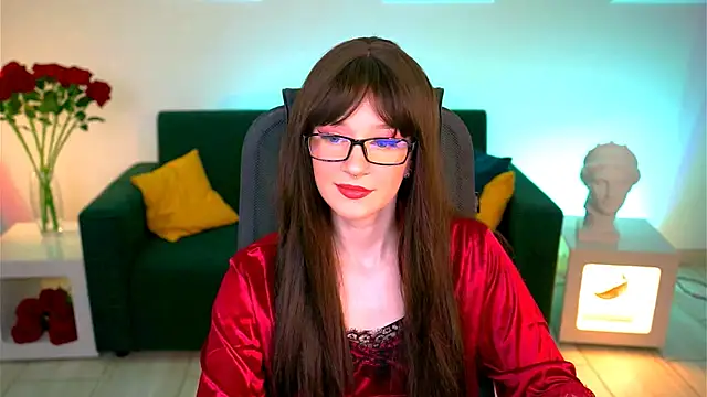 Snapshot of AliceWelch_ chatting on September 28, 10:09 am AliceWelch online show from September 28, 10:09 am