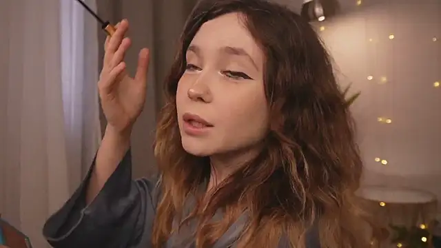 Lina Glow online show from March 22, 8:31 am