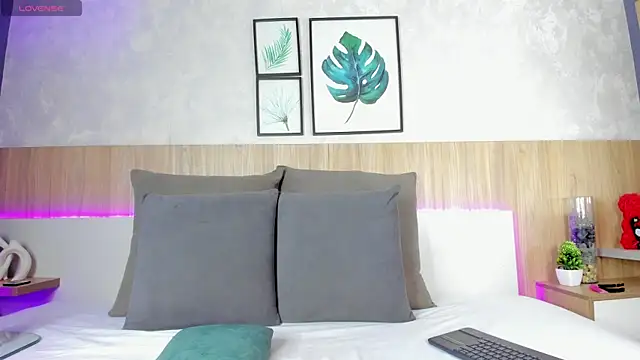 mia gate online show from October 1, 12:32 pm