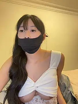 Minnie-2025 online show from June 25, 4:52 pm