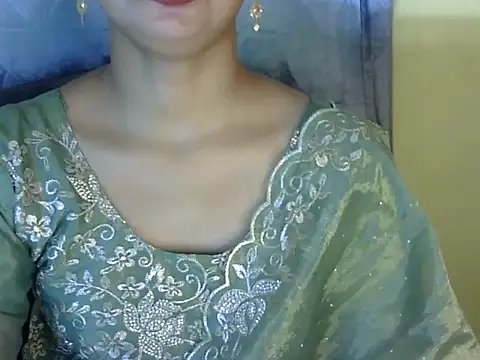 Snapshot of Rahat_S chatting on September 17, 11:30 am Rahat S online show from September 17, 11:30 am