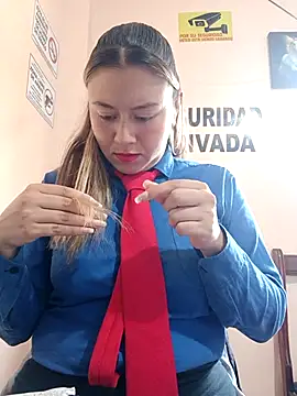 Hannah-colx online show from April 3, 4:16 pm