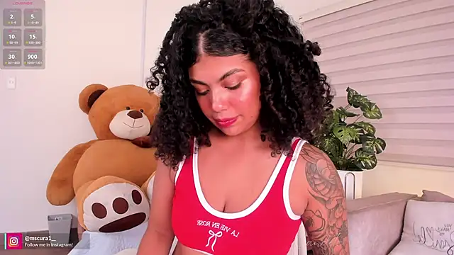 miss curazao online show from November 12, 1:09 pm