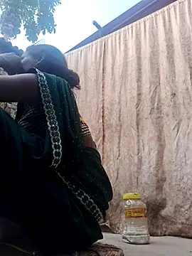 parmila203 online show from April 26, 1:03 am