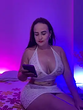 Snapshot of kattywil chatting on September 14, 6:44 am kattywil online show from September 14, 6:44 am