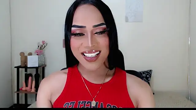 Snapshot of Lessandra_Lust chatting on October 6, 11:09 pm Lessandra Lust online show from October 6, 11:09 pm