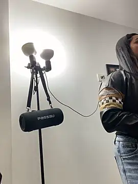 AlannaEvons online show from September 14, 3:04 am