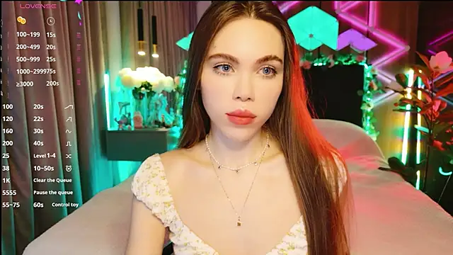 Snapshot of MimiFors chatting on October 1, 3:17 pm MimiFors online show from October 1, 3:17 pm