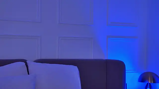 RemyLoon online show from February 18, 3:33 pm